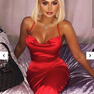 BEBE SATIN COWL NECK Midi SLIP DRESS SIZE M Elegant Super Sexy Apple 🍎 Red !!